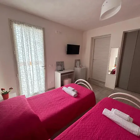 Da Rosa לינה וארוחת בוקר פטרוזינו